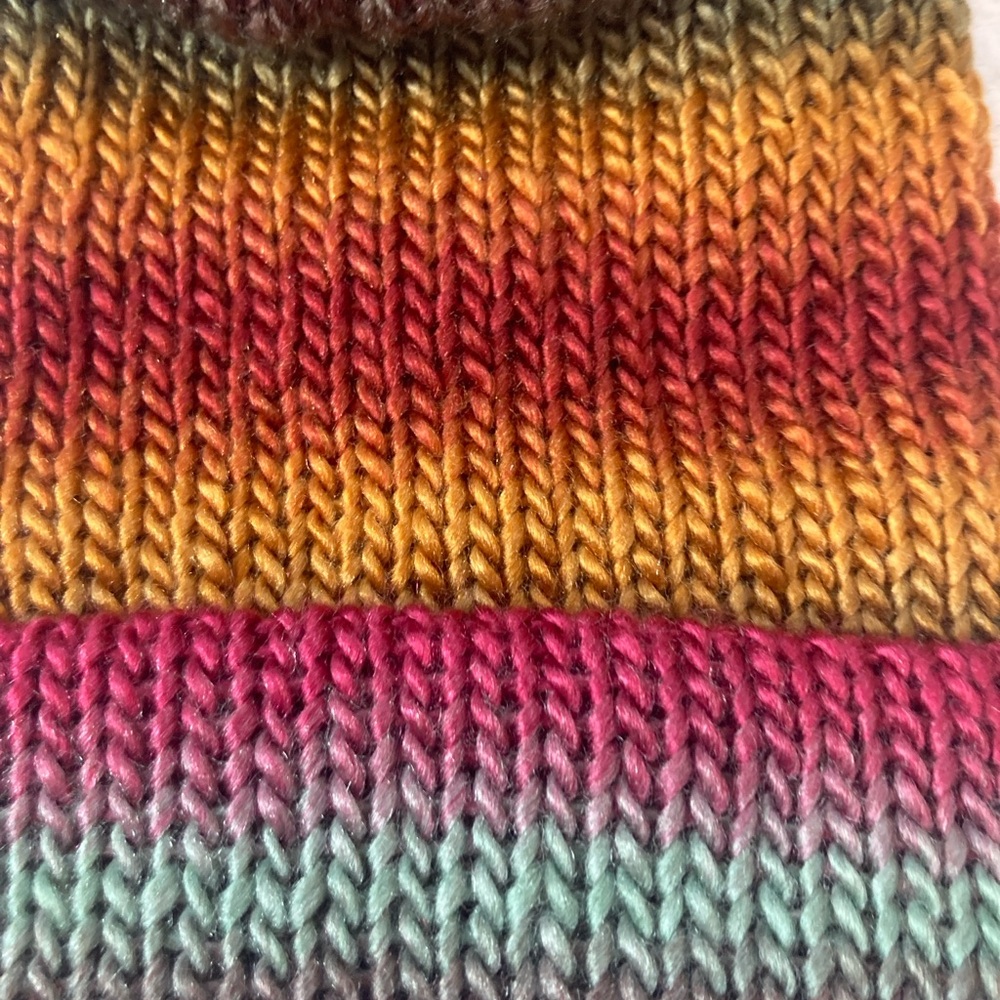 Vibrant shades of orange,red,green hat.Reversible removable pompom.unisex soft - Picture 2 of 4